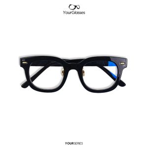 James - Hitam